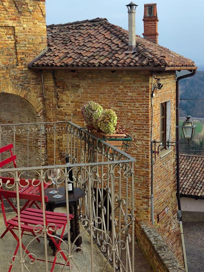 Foresteria Ristorante Conti Roero Monticello d'Alba Εξωτερικό φωτογραφία