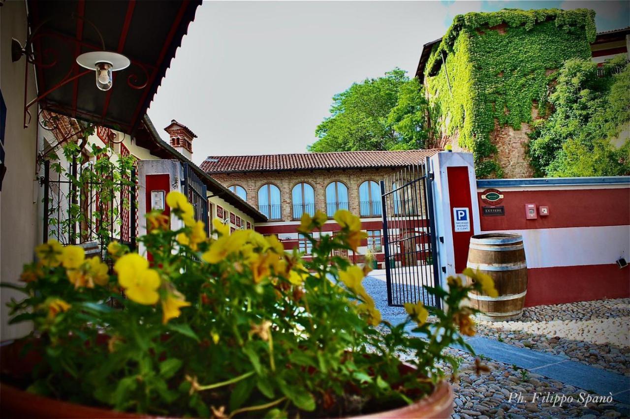 Foresteria Ristorante Conti Roero Monticello d'Alba Εξωτερικό φωτογραφία