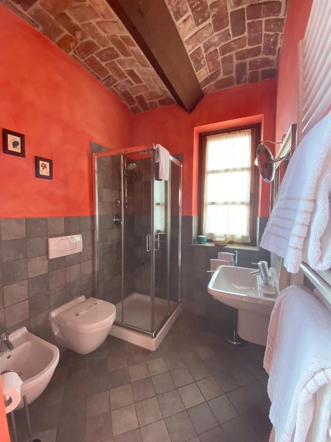 Foresteria Ristorante Conti Roero Monticello d'Alba Εξωτερικό φωτογραφία