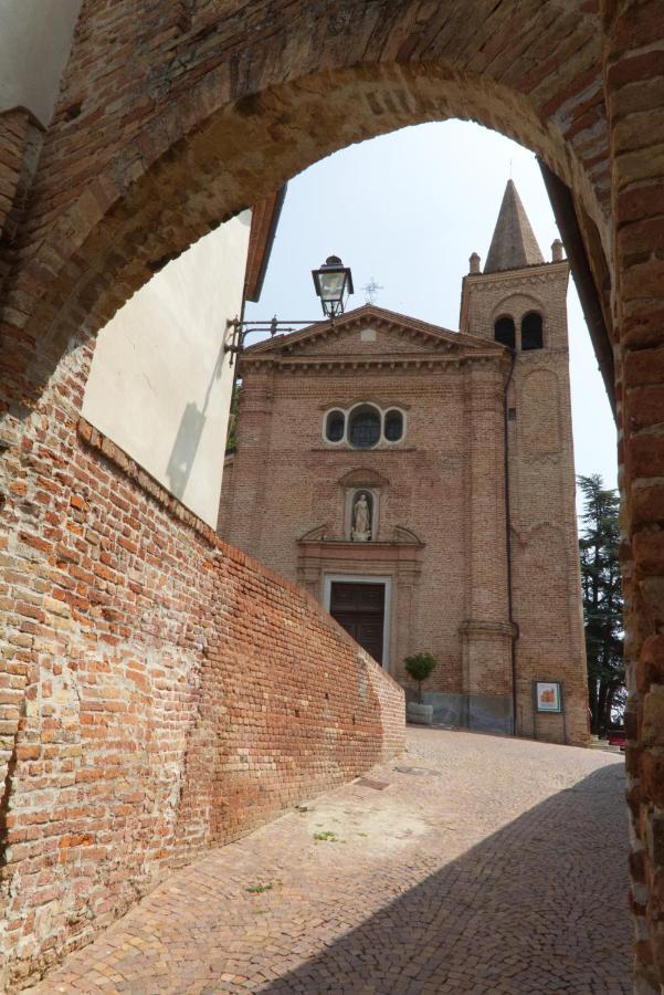 Foresteria Ristorante Conti Roero Monticello d'Alba Εξωτερικό φωτογραφία