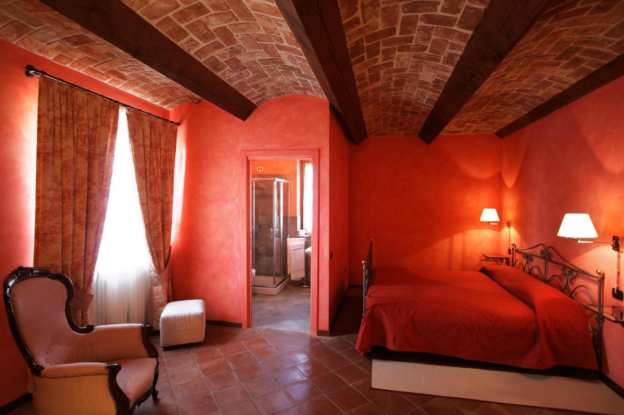 Foresteria Ristorante Conti Roero Monticello d'Alba Εξωτερικό φωτογραφία
